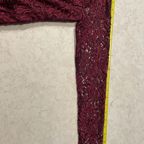 NÉW WITH TAGS LACE/MESH LONG SLEEVE TIGHT DRESS - Picture 7 of 11